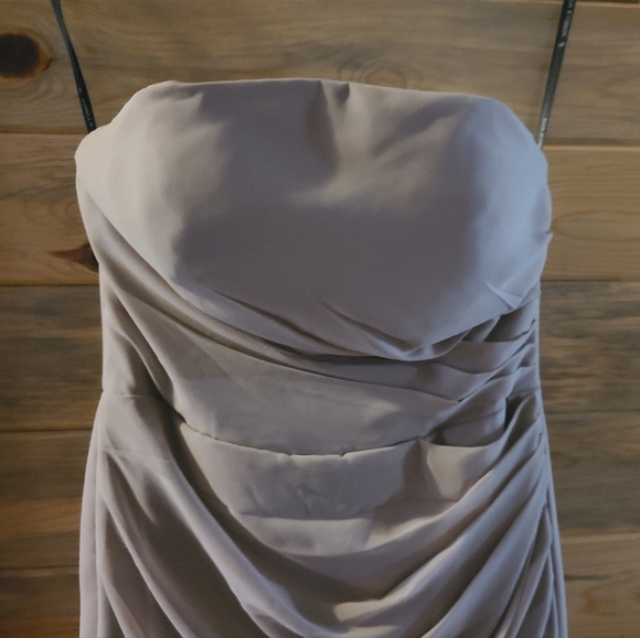 Dress - Picture 4 of 4